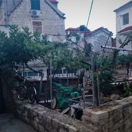 公寓 Karmen's Two 斯普利特