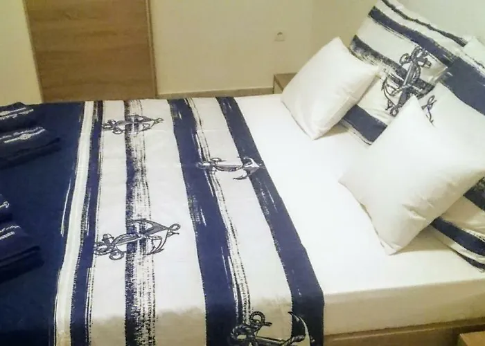 Karmen's Two Apartment