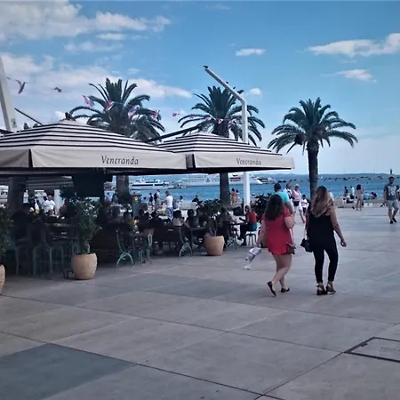 Karmen's Two Сплит